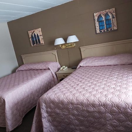 Arnprior Motor Inn Eksteriør billede