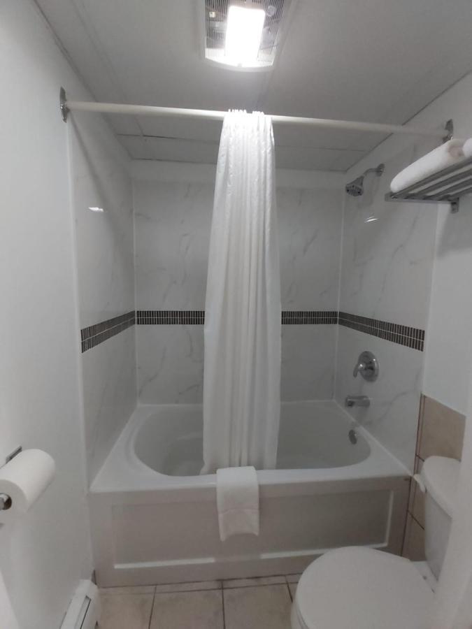 Arnprior Motor Inn Eksteriør billede