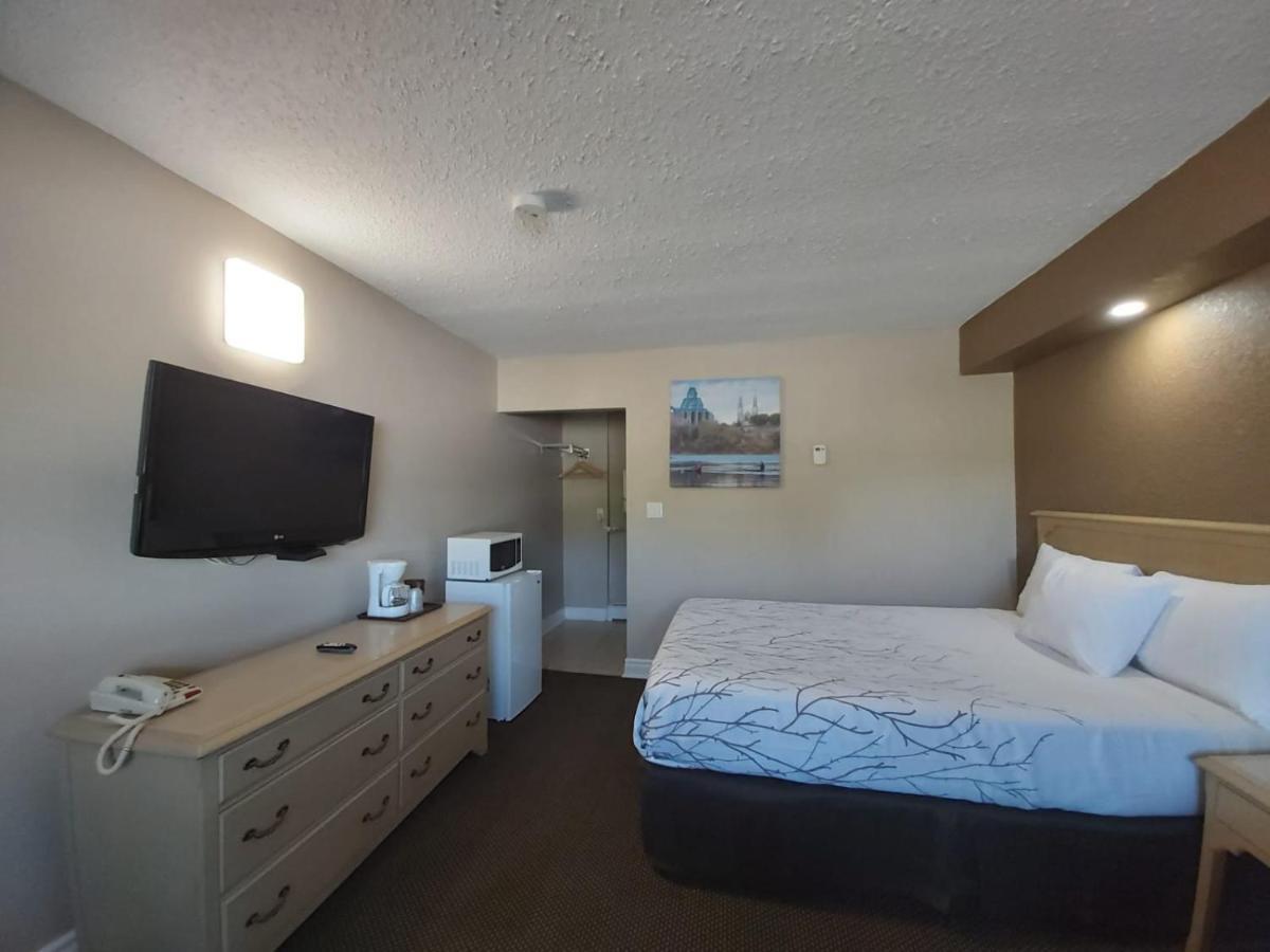 Arnprior Motor Inn Eksteriør billede