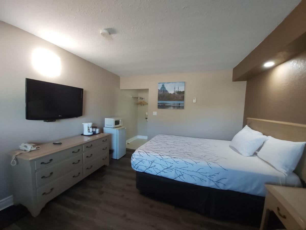 Arnprior Motor Inn Eksteriør billede