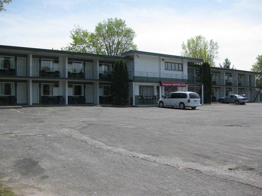 Arnprior Motor Inn Eksteriør billede